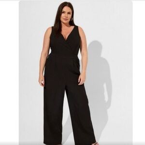 TORRID NWT Studio Refined Crepe Surplice Jumpsuit Sz 22